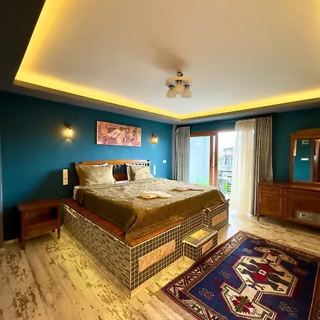 Rebetika & Bistro Hotel Selçuk