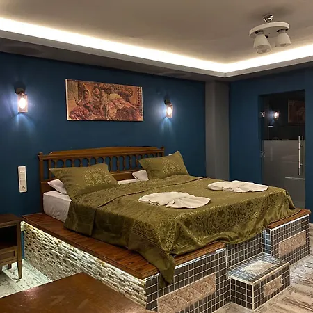 Rebetika & Bistro Отель 3*