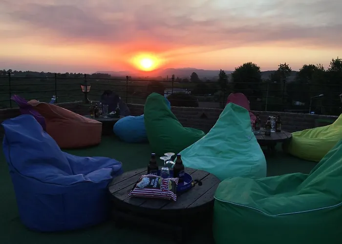 Rebetika & Bistro Hotel 3*