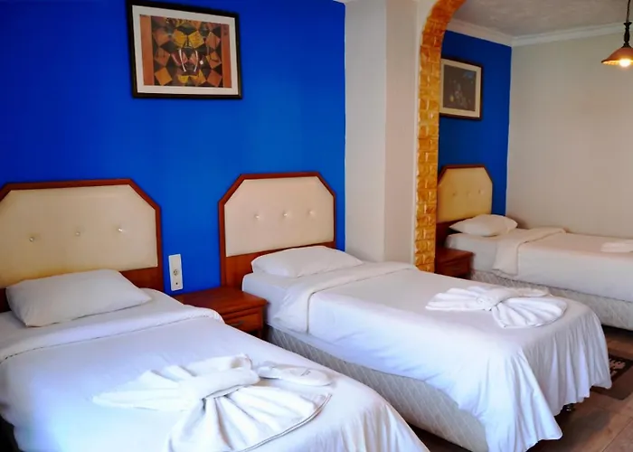 Rebetika & Bistro Hotel