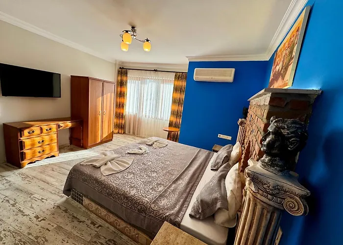 Rebetika & Bistro Hotel