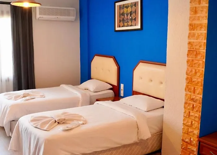 Rebetika & Bistro 3*