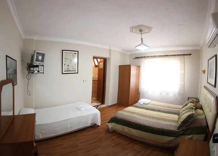 Rebetika & Bistro 3*