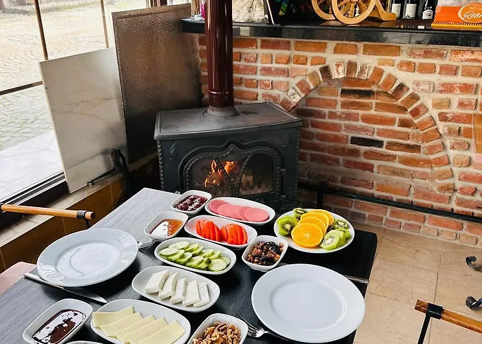 Szálloda Rebetika & Bistro 3*