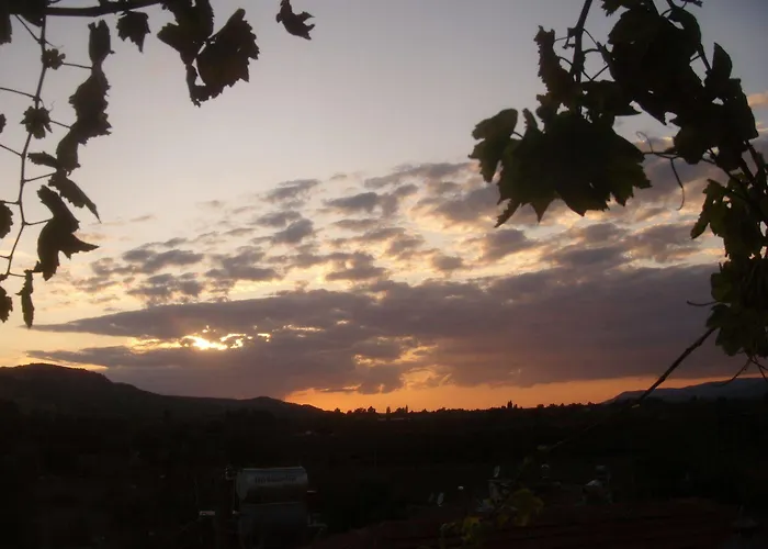 Rebetika & Bistro Szálloda