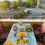 Rebetika & Bistro Szálloda