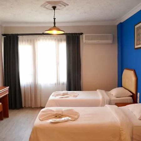 Rebetika & Bistro 3*