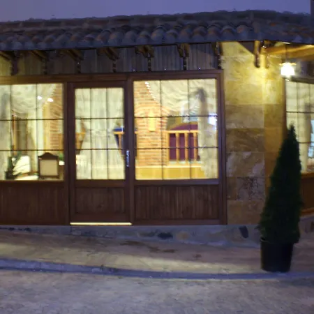 Rebetika & Bistro 3* סלצ'וק