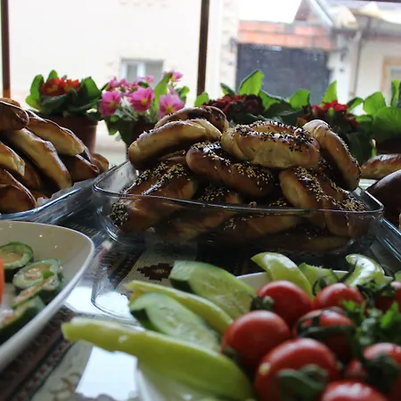 Rebetika & Bistro 호텔 3*