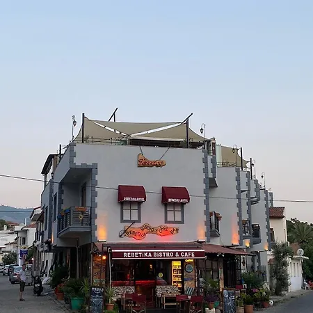 Rebetika Hotel&bistro 3*