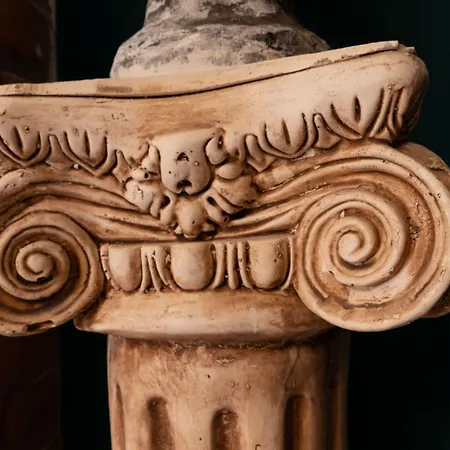 מלון Rebetika & Bistro 3*