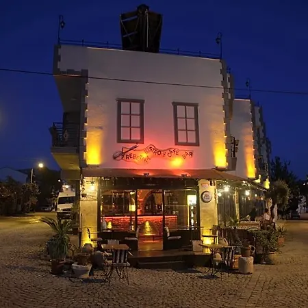 Hotel Rebetika & Bistro Selçuk