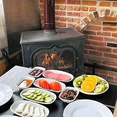 Rebetika & Bistro Selçuk