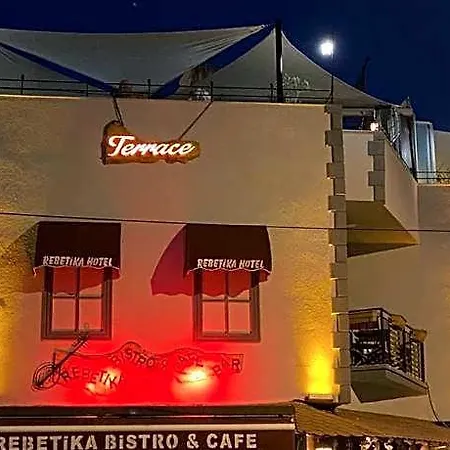 Hotel Rebetika & Bistro 3*