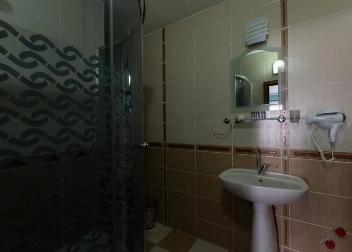 Hotel Rebetika & Bistro 3*