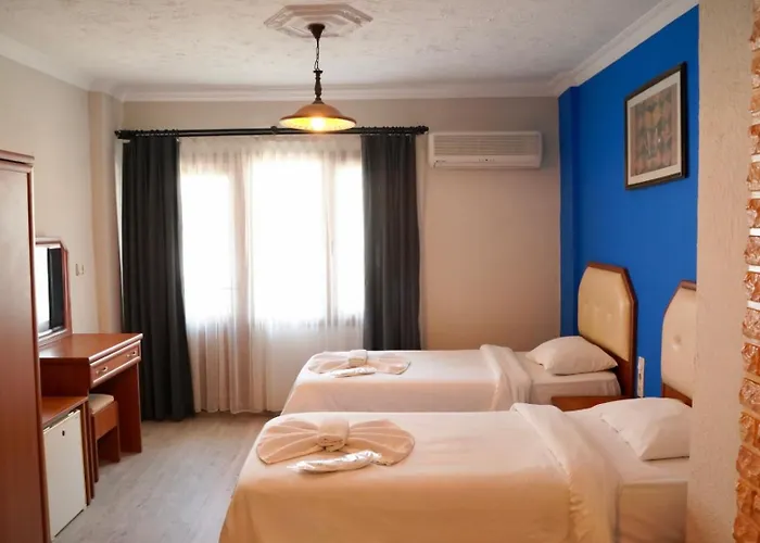 Rebetika & Bistro 3*