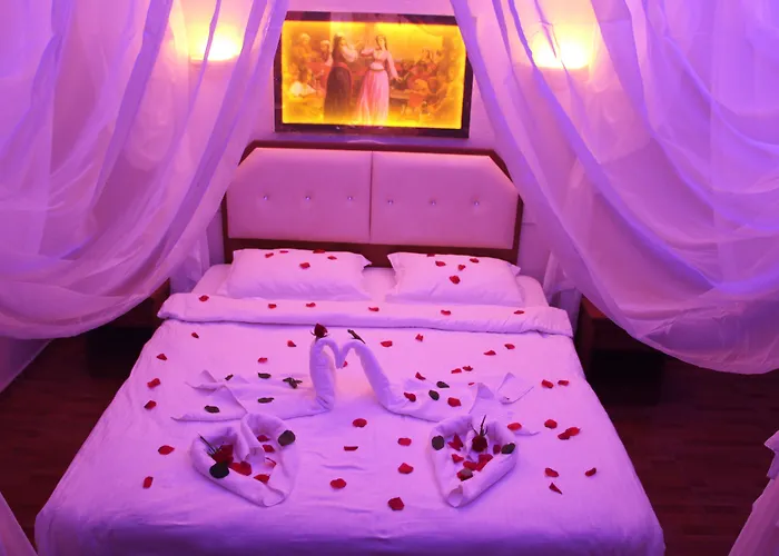 Hotel Rebetika & Bistro