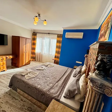 Rebetika & Bistro Otel