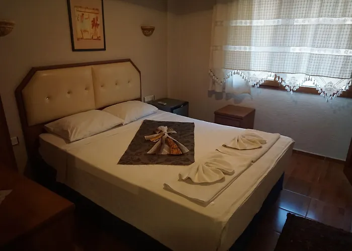 Rebetika & Bistro 3*