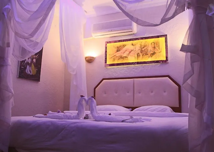 Rebetika & Bistro Otel